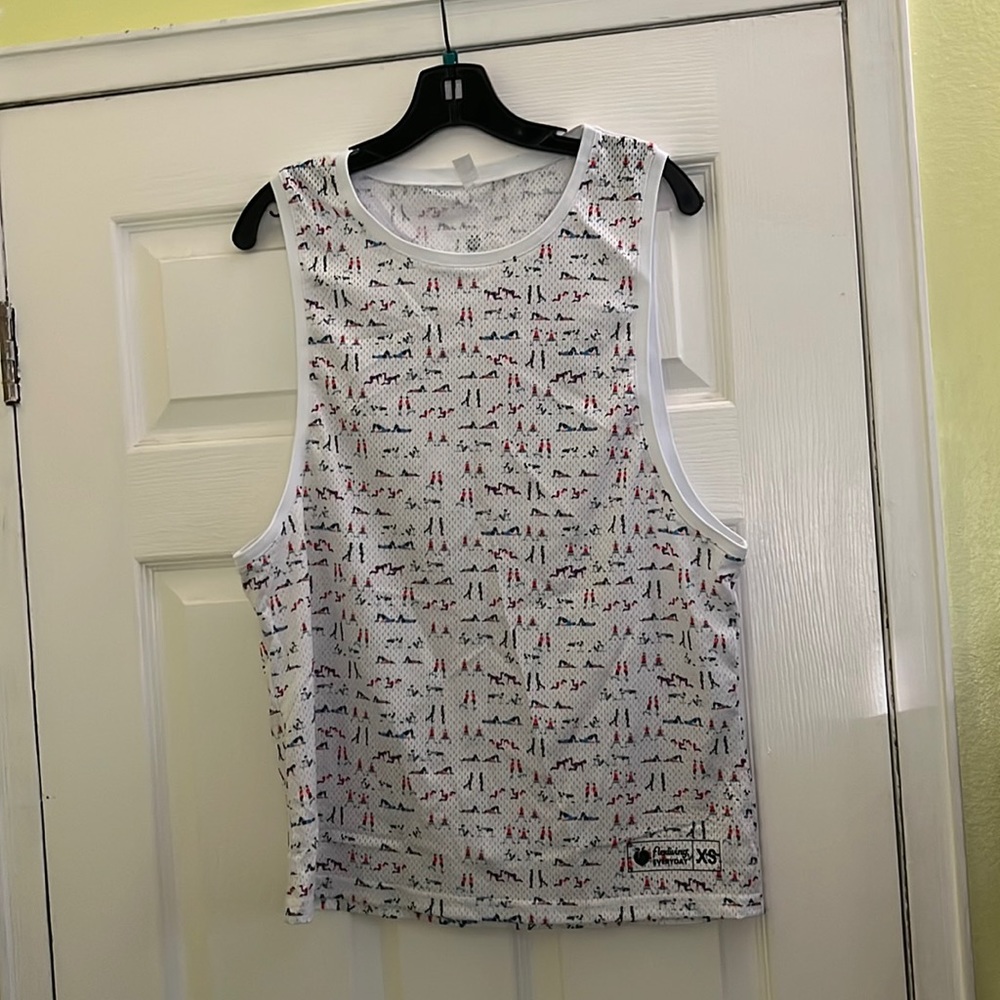 MEN’s Flexliving Mesh Sleeveless Tank Top in size XS (36-38)